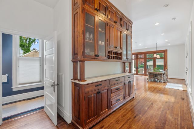 1015 Clifton Ln, Nashville, TN 37204