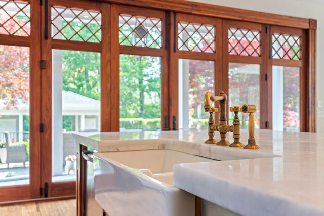 1015 Clifton Ln, Nashville, TN 37204