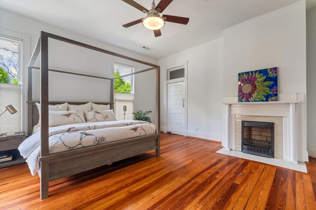 1015 Clifton Ln, Nashville, TN 37204
