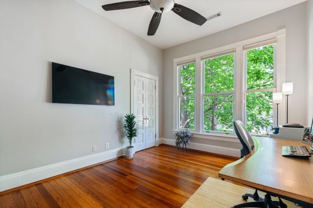 1015 Clifton Ln, Nashville, TN 37204