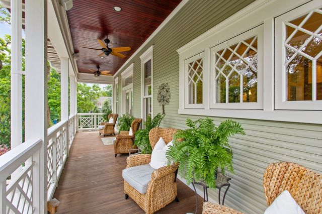 1015 Clifton Ln, Nashville, TN 37204