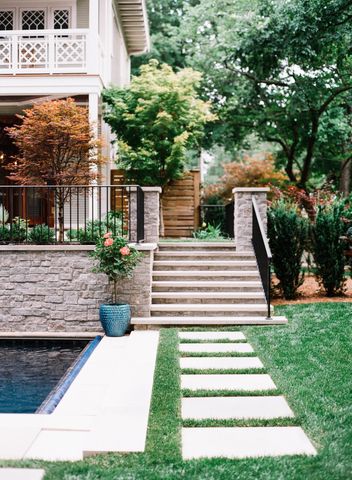 1015 Clifton Ln, Nashville, TN 37204