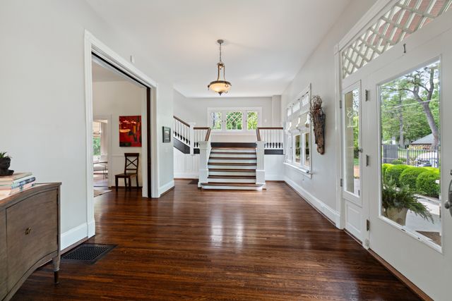 1015 Clifton Ln, Nashville, TN 37204