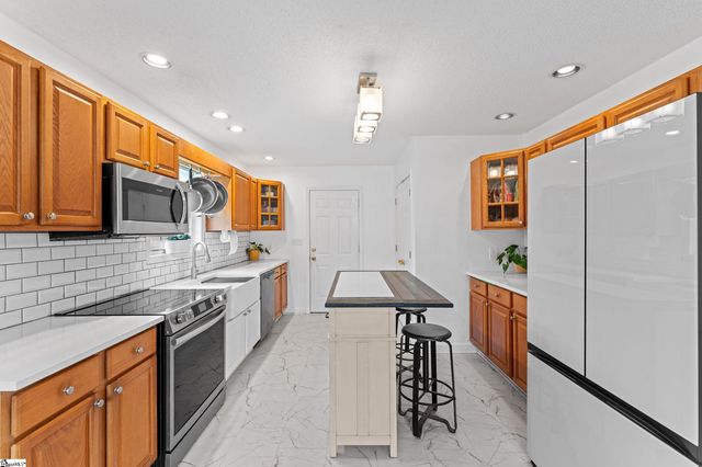 254 Joe Arthur Drive, Roebuck, SC 29376