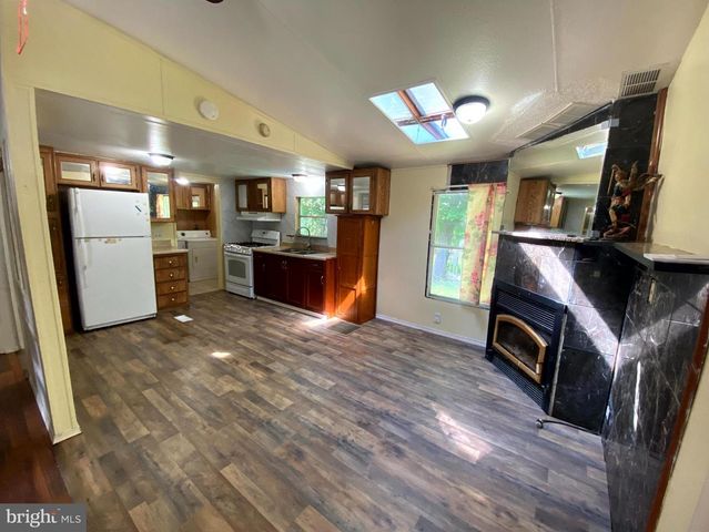 6 LONDONDERRY CT, Cochranville, PA 19330