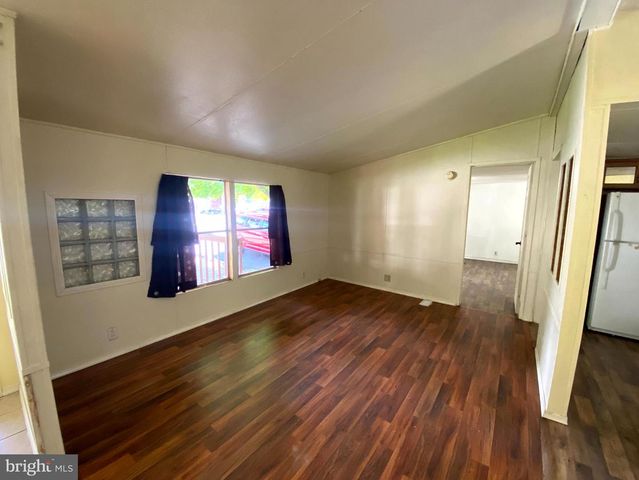 6 LONDONDERRY CT, Cochranville, PA 19330
