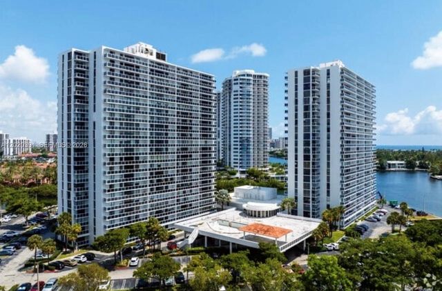 20505 E Country Club Dr 1739, Aventura, FL 33180