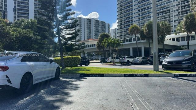 20505 E Country Club Dr 1739, Aventura, FL 33180