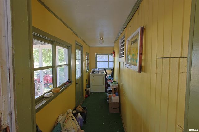 1020 N 16TH Street, Herrin, IL 62948