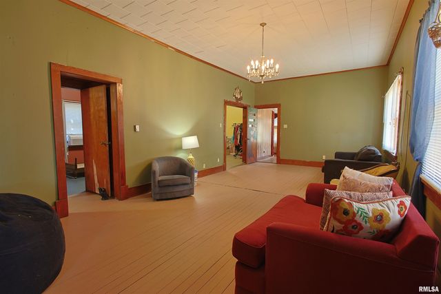 1020 N 16TH Street, Herrin, IL 62948