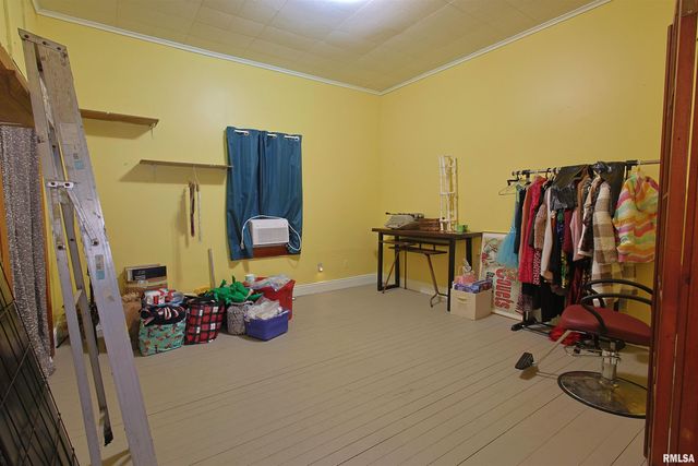 1020 N 16TH Street, Herrin, IL 62948