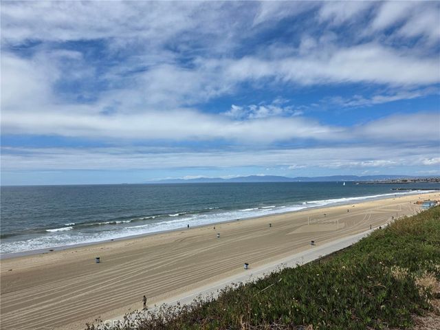 501 Avenue B, Redondo Beach, CA 90277