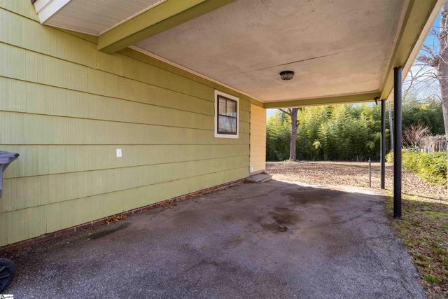 110 Chester Street, Spartanburg, SC 29301