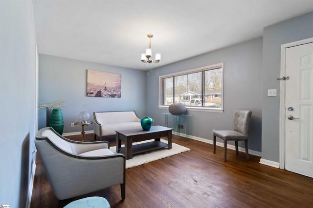 110 Chester Street, Spartanburg, SC 29301