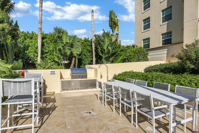 610 Clematis Street 403, West Palm Beach, FL 33401