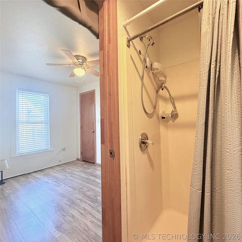 605 Russell Avenue, Tahlequah, OK 74464