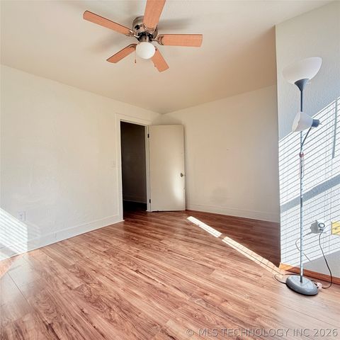 605 Russell Avenue, Tahlequah, OK 74464