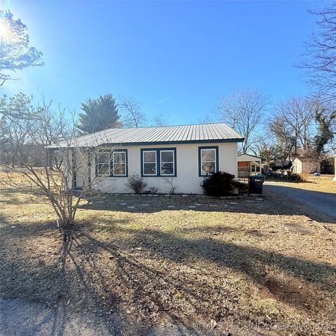 605 Russell Avenue, Tahlequah, OK 74464