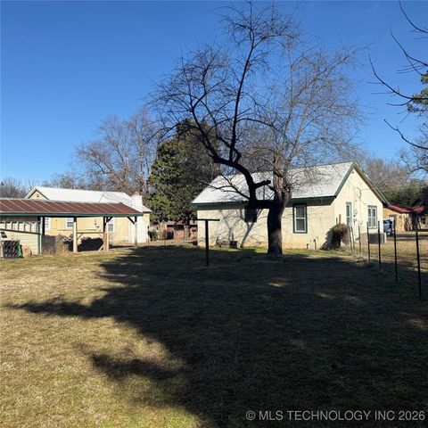 605 Russell Avenue, Tahlequah, OK 74464