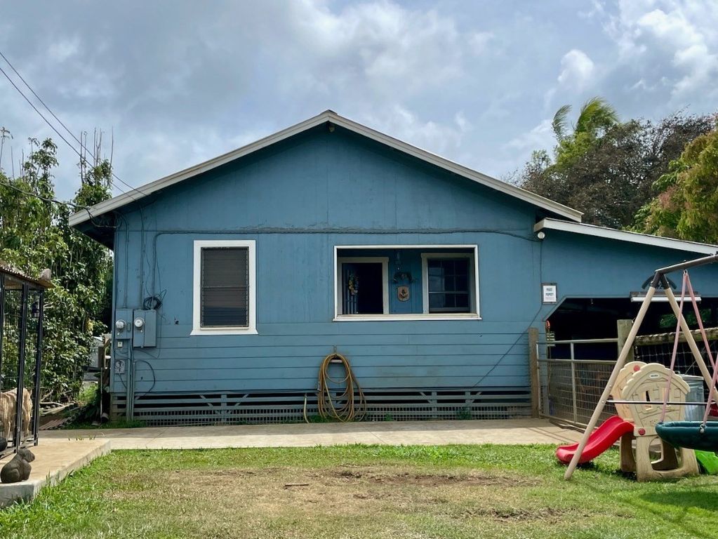 Image 1 of property listing at 53-4230 AKONI PULE HIGHWAY, Kapaau, HI 96755