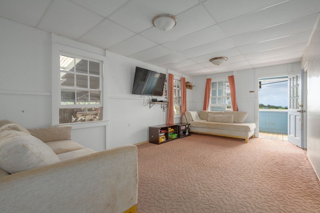 Image 4 of property listing at 53-4230 AKONI PULE HIGHWAY, Kapaau, HI 96755