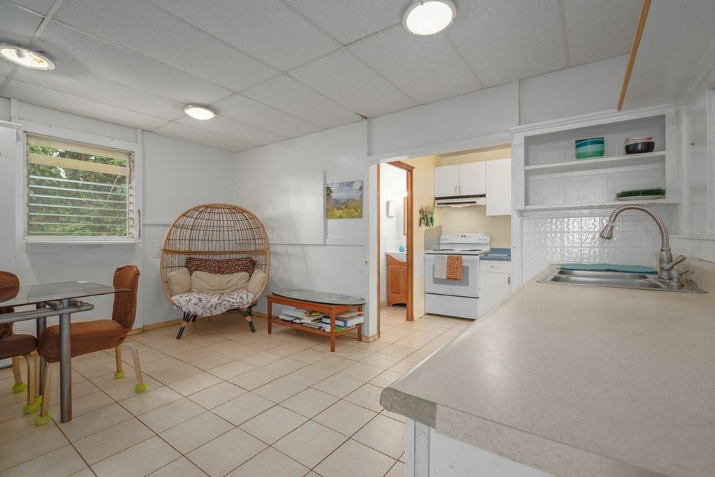 Image 10 of property listing at 53-4230 AKONI PULE HIGHWAY, Kapaau, HI 96755