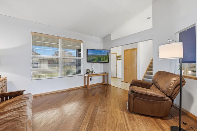 1020 Abbey Road, Northfield, MN 55057