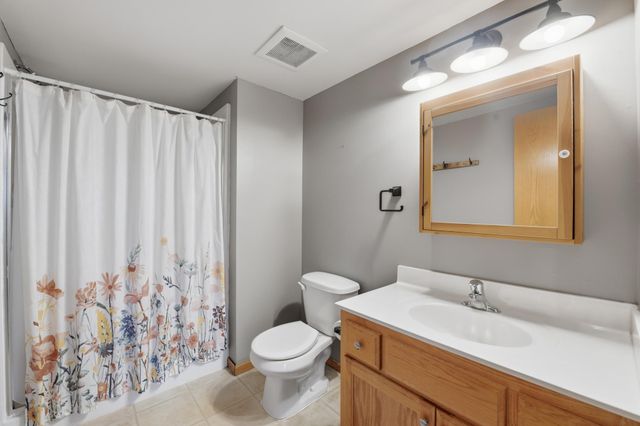 1020 Abbey Road, Northfield, MN 55057