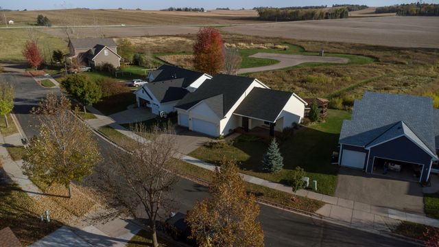 1020 Abbey Road, Northfield, MN 55057