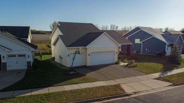 1020 Abbey Road, Northfield, MN 55057