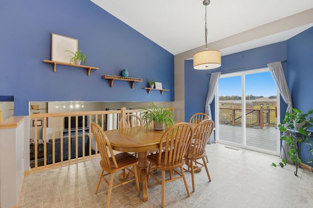 1020 Abbey Road, Northfield, MN 55057