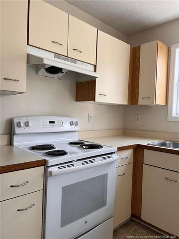6716-7 Willowbrook Drive 7, Fayetteville, NC 28314