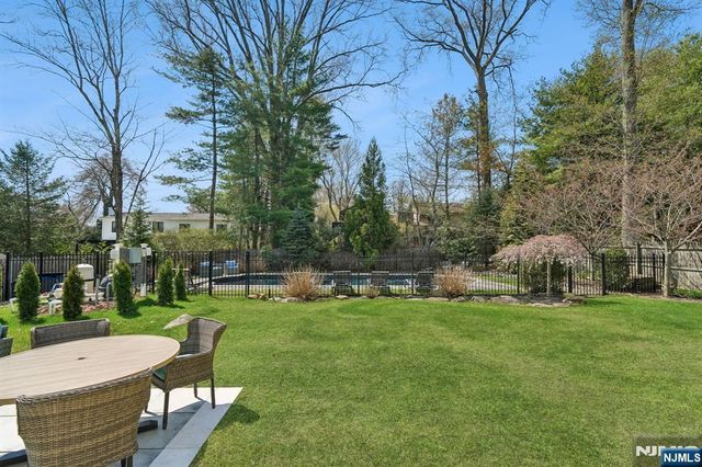 45 Meadow Street, Demarest, NJ 07627