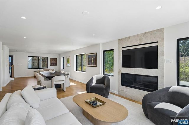 45 Meadow Street, Demarest, NJ 07627