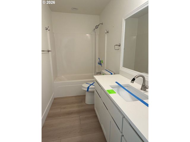 1010 2ND Ave, Seaside, OR 97138