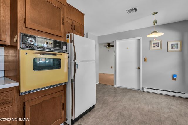 995 Argyll Circle B, Lakewood, NJ 08701