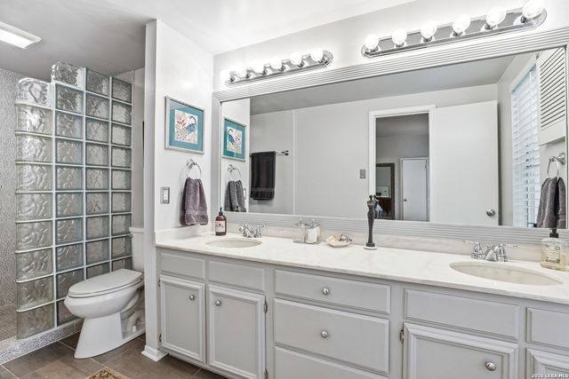 10226 Apricot Field, San Antonio, TX 78245