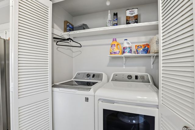 10226 Apricot Field, San Antonio, TX 78245