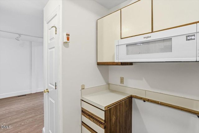 208 N Buchanan Boulevard 4, Durham, NC 27701