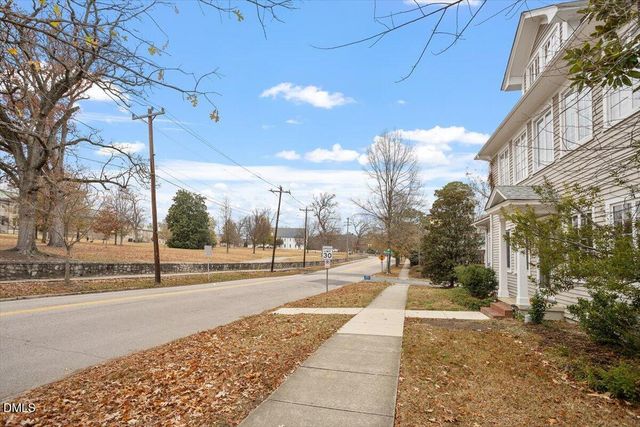 208 N Buchanan Boulevard 4, Durham, NC 27701