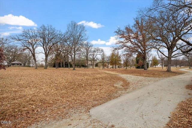 208 N Buchanan Boulevard 4, Durham, NC 27701