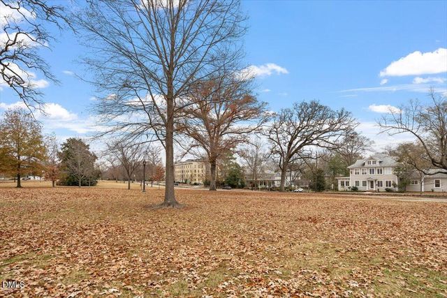 208 N Buchanan Boulevard 4, Durham, NC 27701