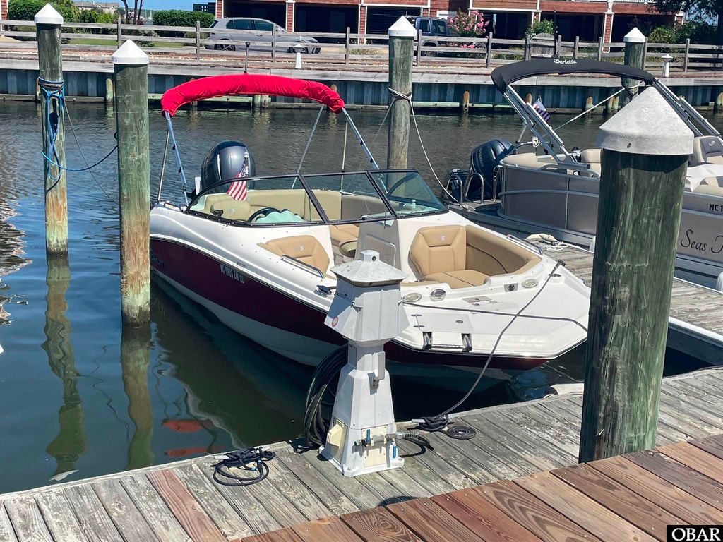 Image 3 of property listing at 0 Docks, Manteo, NC 27954