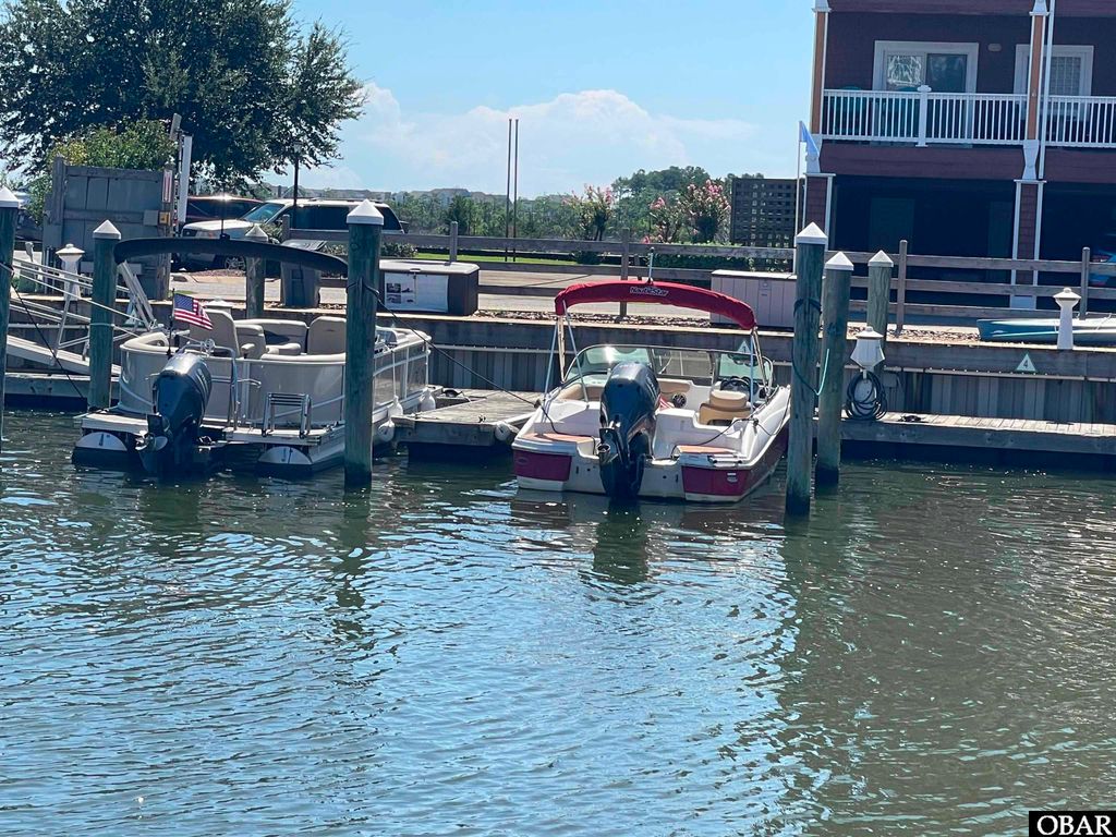 Image 9 of property listing at 0 Docks, Manteo, NC 27954