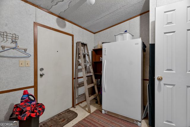 345 Robert Taylor Road, Lagrange, GA 30240