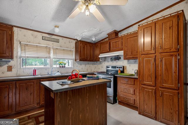 345 Robert Taylor Road, Lagrange, GA 30240