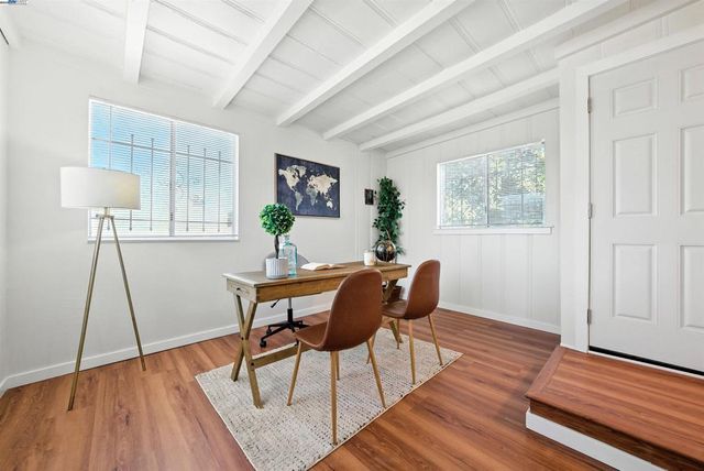 2539 Grande Vista Ave, Oakland, CA 94601