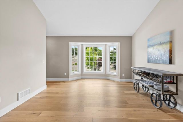 9142 Harpers Court NE, Blaine, MN 55449