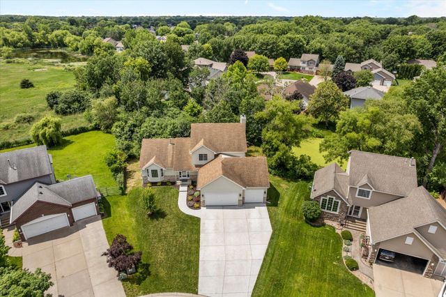 9142 Harpers Court NE, Blaine, MN 55449