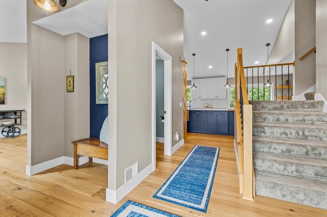 9142 Harpers Court NE, Blaine, MN 55449